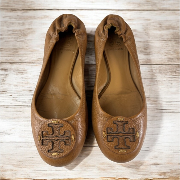 Tory Burch Reva Pebbled Leather Ballet Flats Royal Tan Camel Women Shoe Size 7M - Picture 1 of 16